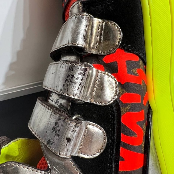 LOUIS VUITTON Stephen Spouse Graffiti Orange High-Top Sneakers US size 10 - Picture 8 of 12